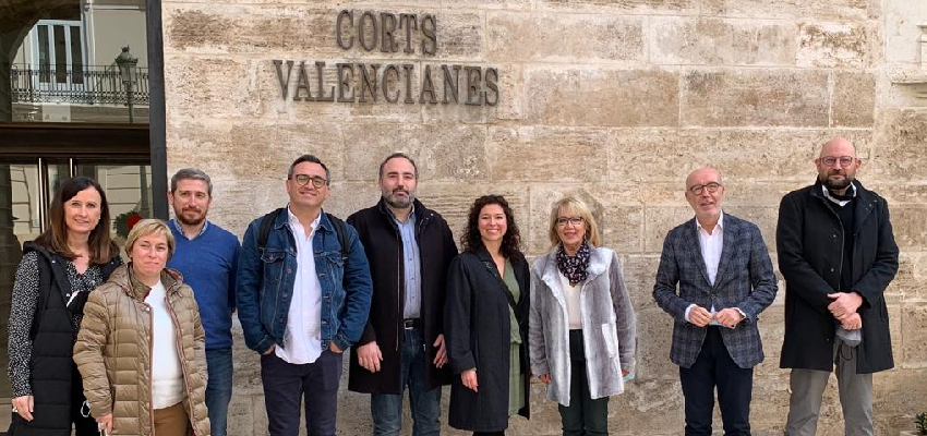 Les Corts aprueban una PNL para fomentar el programa ‘Escena Erasmus’ en la Comunitat Valenciana